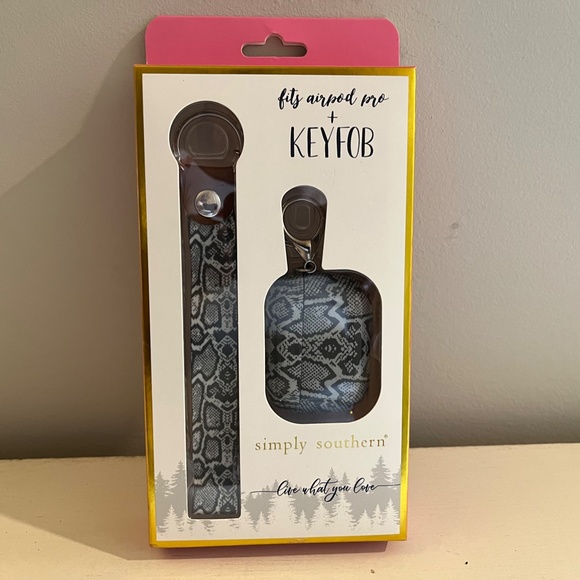 Simply Southern AirPods Case and Keyfob - Picture 2 of 3